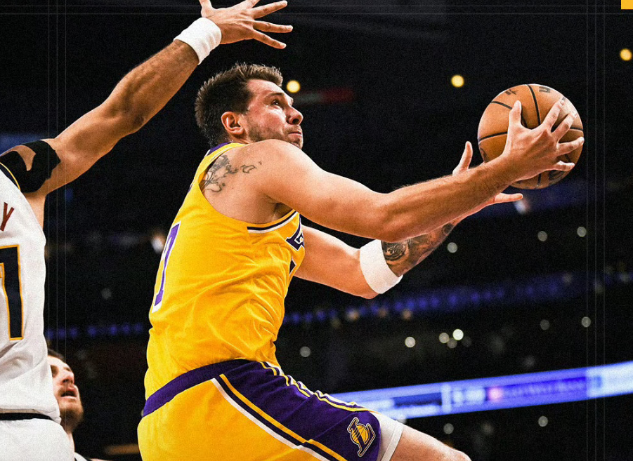 开云体育官网-里夫斯绝平+东契奇绝杀！湖人击败掘金升西部第3，东契奇30+11+13